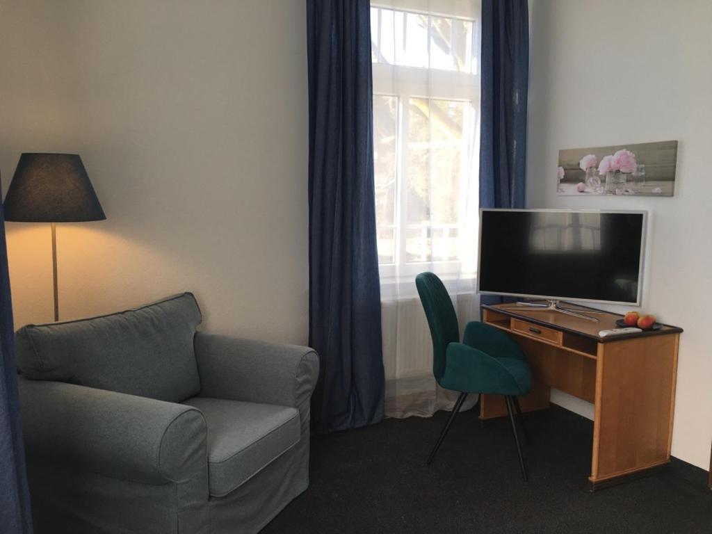 Hotel Zur Koeppe Bad Klosterlausnitz Pokoj fotografie